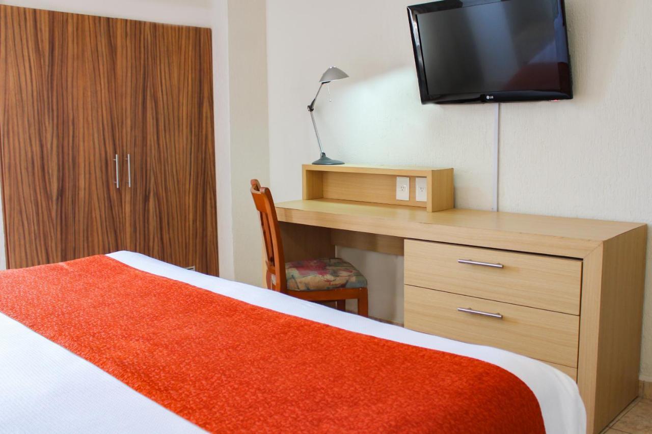 Hotel & Suites Real Del Lago 비야에르모사 외부 사진