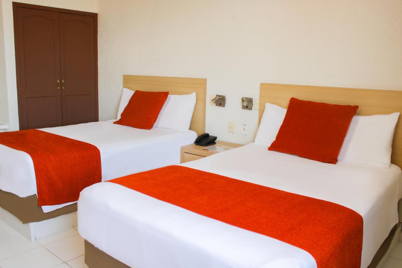 Hotel & Suites Real Del Lago 비야에르모사 외부 사진