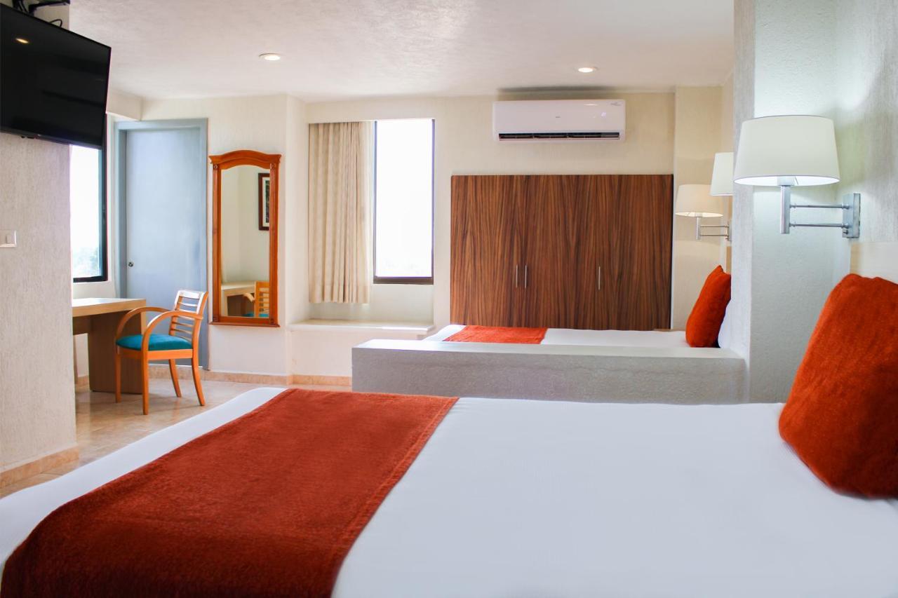 Hotel & Suites Real Del Lago 비야에르모사 외부 사진