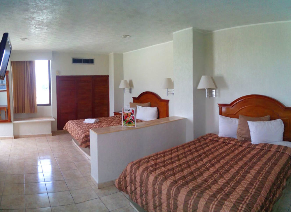 Hotel & Suites Real Del Lago 비야에르모사 외부 사진