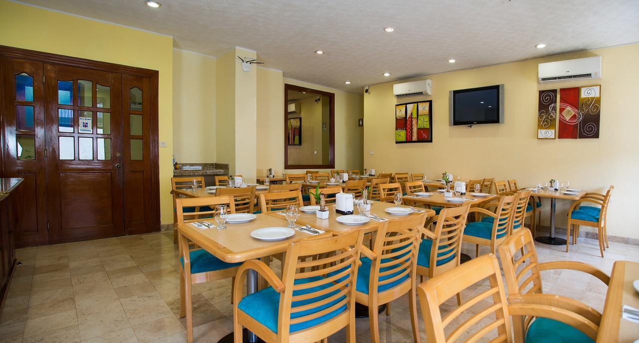 Hotel & Suites Real Del Lago 비야에르모사 외부 사진