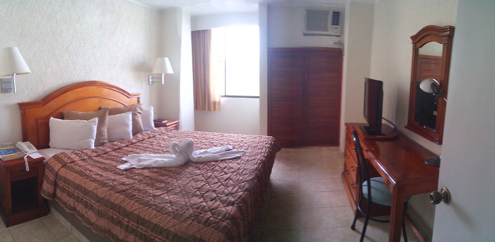 Hotel & Suites Real Del Lago 비야에르모사 외부 사진